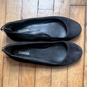 Vera Wang Elegant Black Flats/ Ballerina